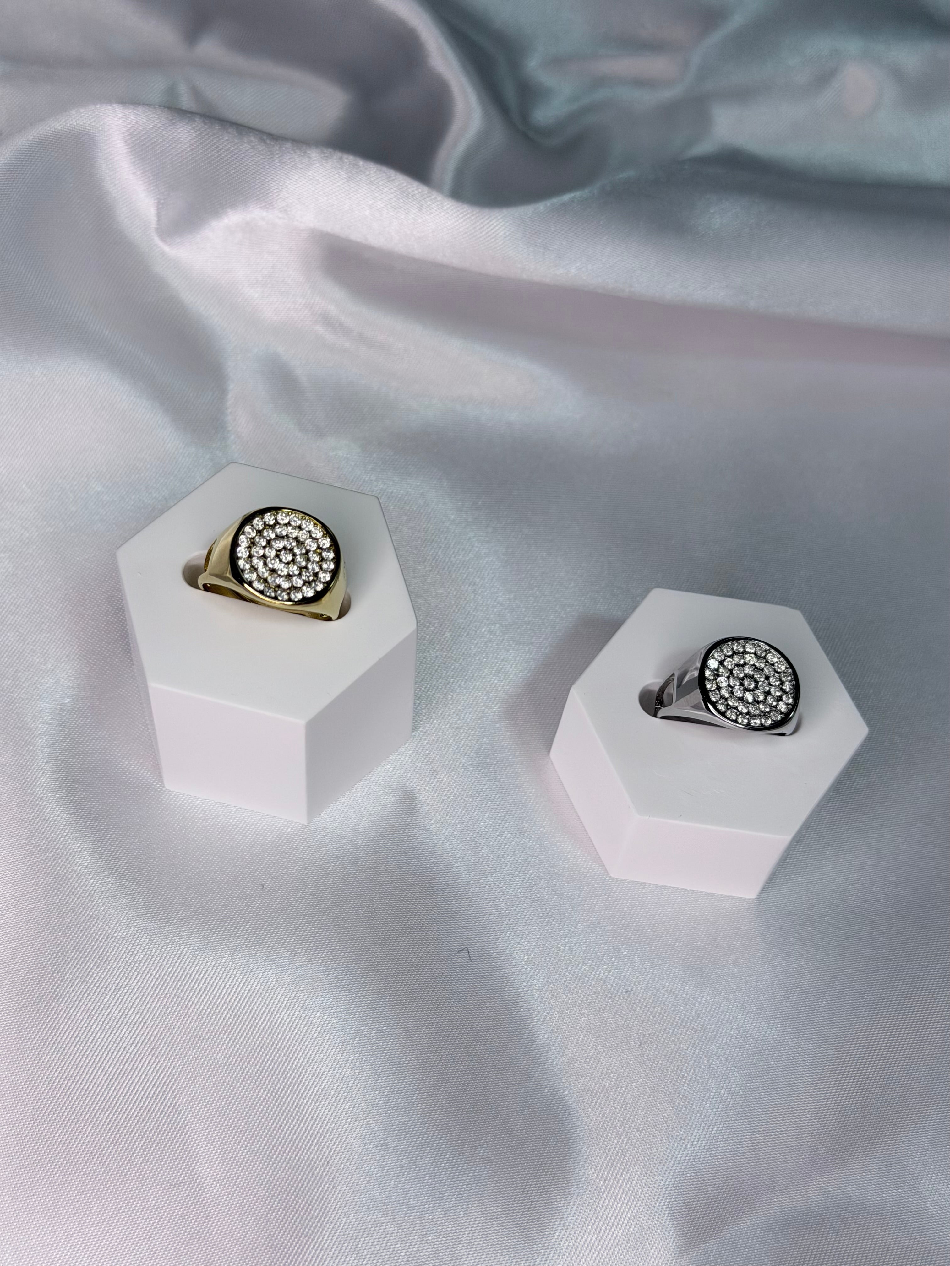 Anello Chevalier