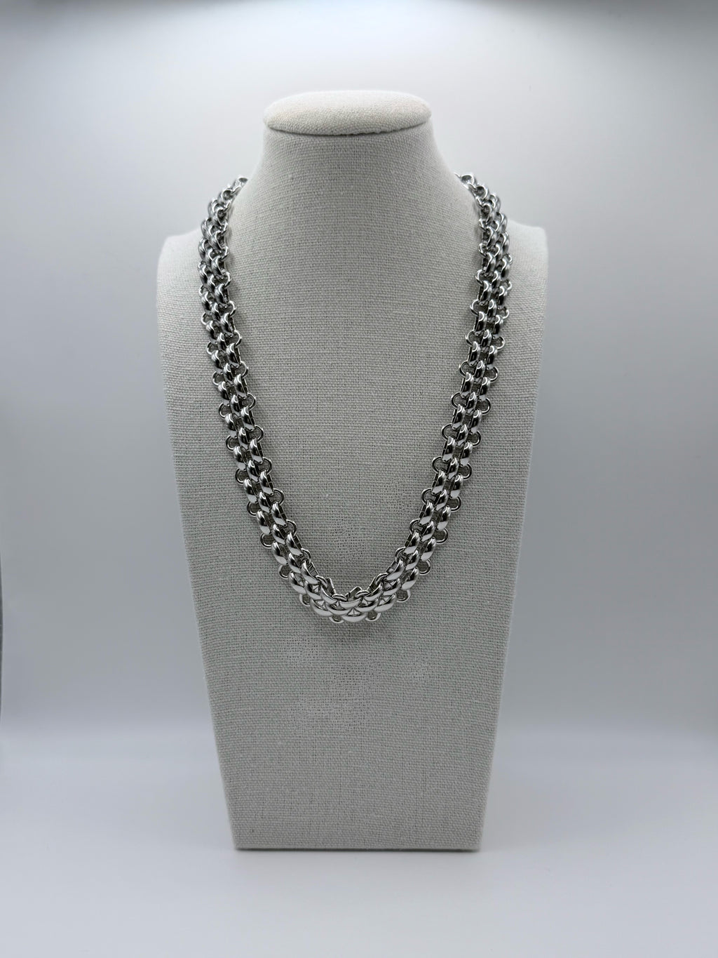 Collana Grid