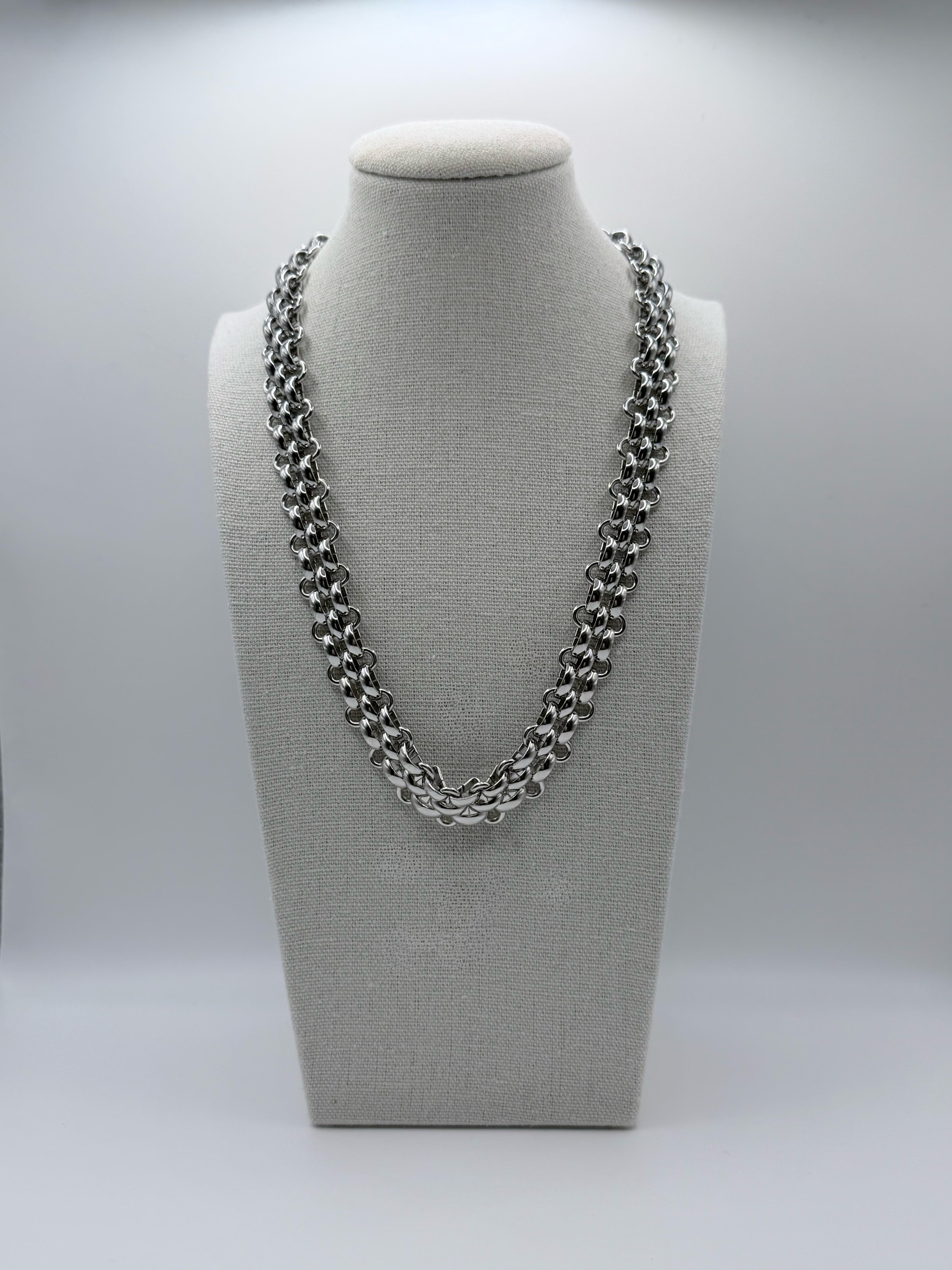 Collana Grid